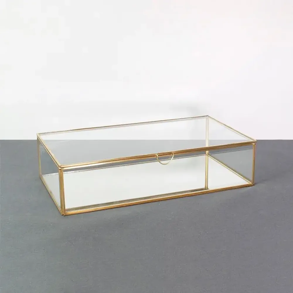 Gifts - Medium-sized glass/brass display case - LAVAL 1878