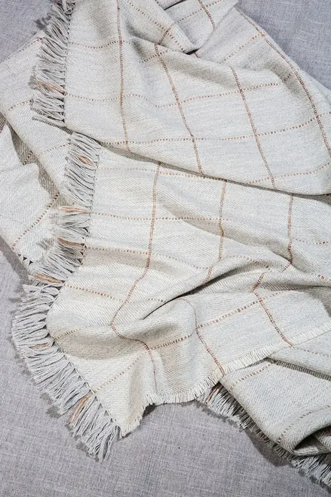 Throw blankets - Drifa Throw - MRS LOVEGOOD