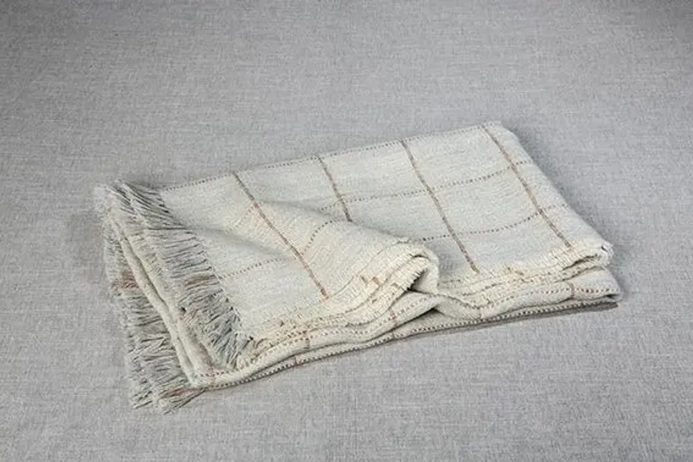 Throw blankets - Drifa Throw - MRS LOVEGOOD