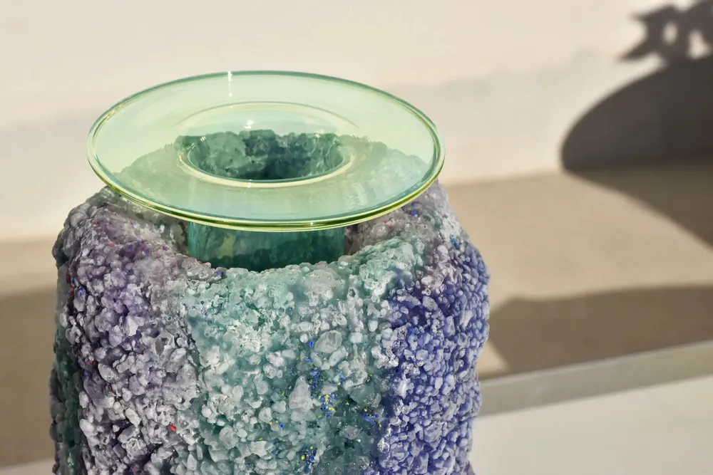 Vases - Silva Mineralis Amethysta Smaragdina — vase sculptural - COKI