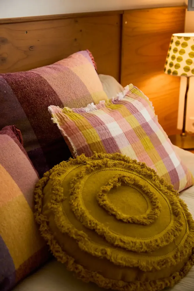 Design carpets - Cushion Araya - CALMA HOUSE