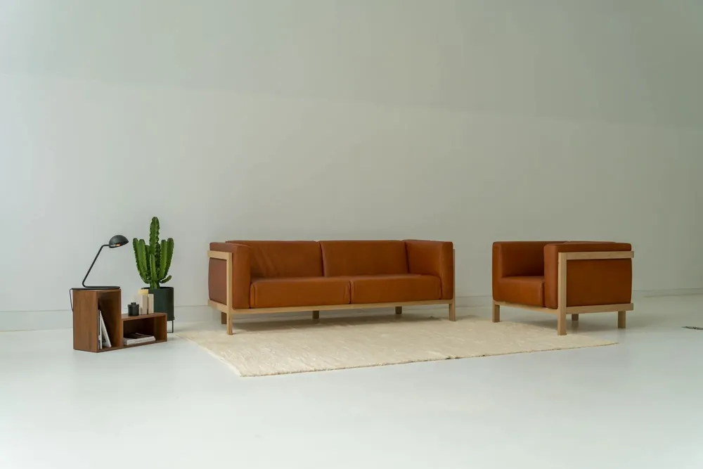 Lounge chairs - LIFT – Lounge Chair in Solid Walnut Wood and Leather Seat - MOR