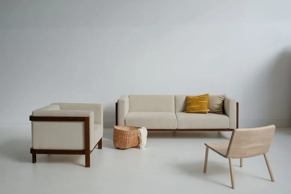 Lounge chairs - LIFT – Lounge Chair in Solid Walnut Wood and Fabric Seat - MOR