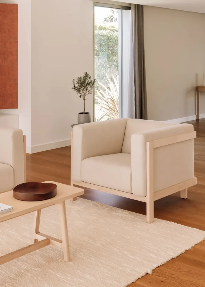 Lounge chairs - LIFT – Lounge Chair in Solid Walnut Wood and Fabric Seat - MOR