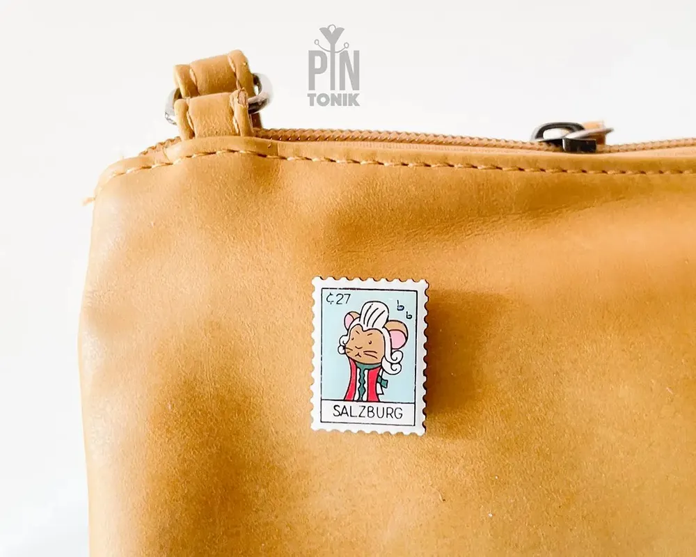 Brooches - Salzburg Mozart Mouse Pin - Playful Cultural Design Accessory - PINTONIK