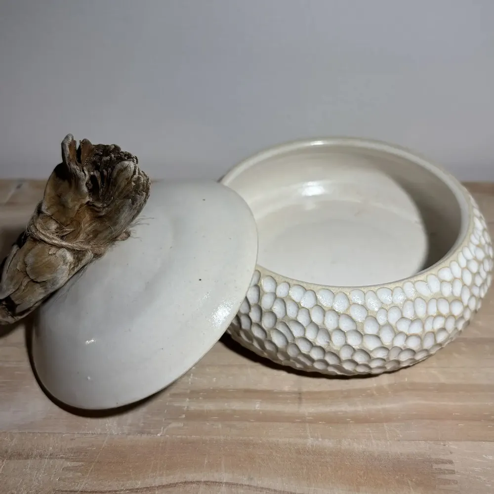 Pottery - White Glazed Stoneware Jewelry Boxes - LES POTERIES DE SWANE