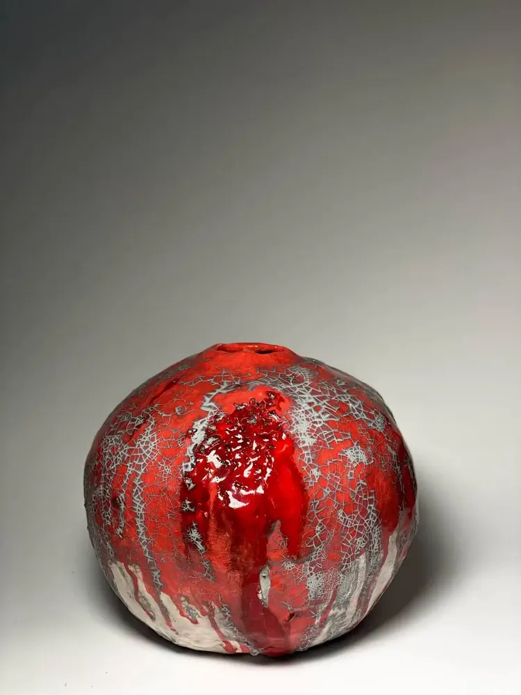 Vases - Vase en céramique Lunar Flame - GALERIE SANA MOREAU