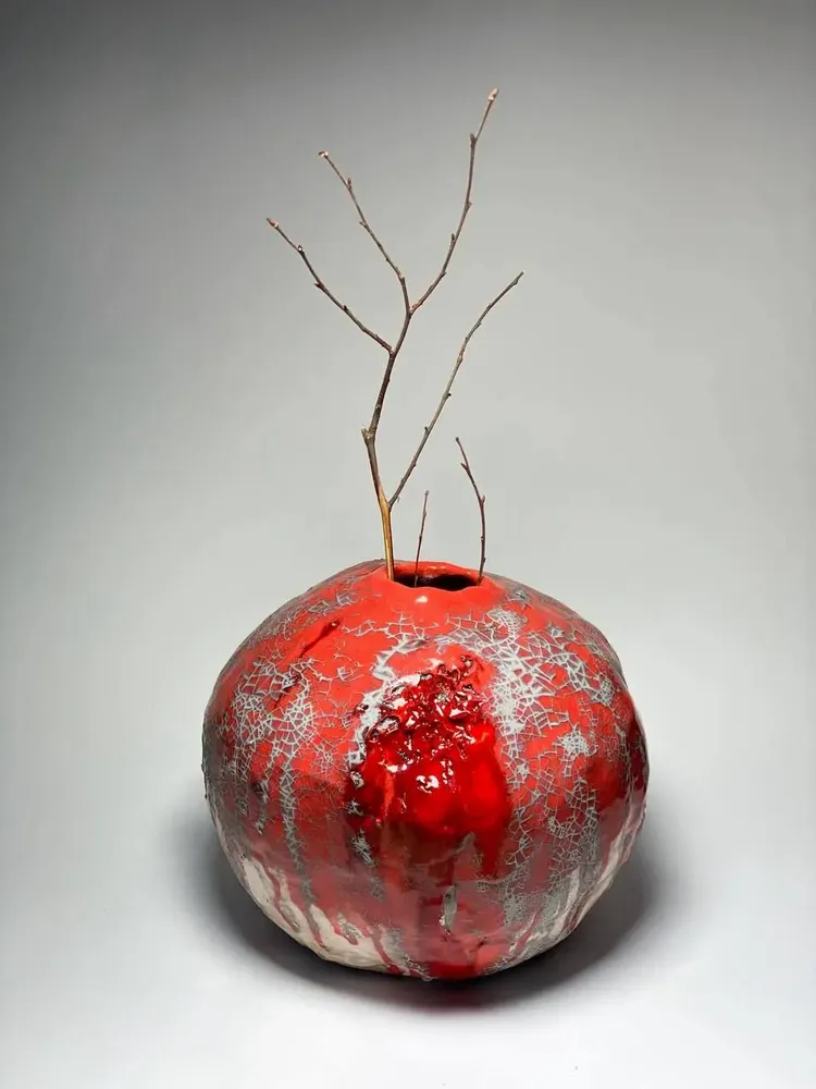 Vases - Vase en céramique Lunar Flame - GALERIE SANA MOREAU