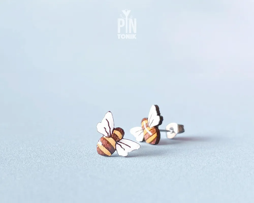 Jewelry - Wooden Bumble Bee Stud Earrings - Whimsical Bug Jewelry - PENTIK