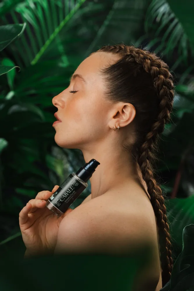 Beauty products - Hyaluronic acid serum - CABALE