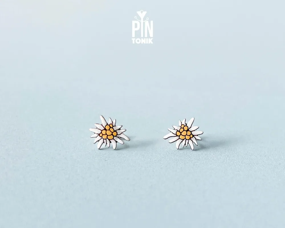 Jewelry - Edelweiss Flower Earrings - Wanderlust Jewelry Gifts for Climbers, Girlfriend or Anniversary - PINTONIK