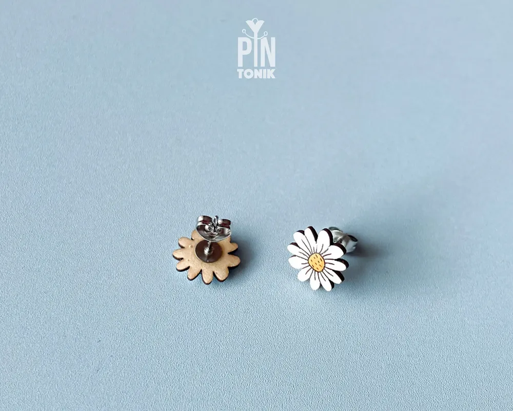 Bijoux - Boucles d’Oreilles Clous Marguerite Blanche - PINTONIK