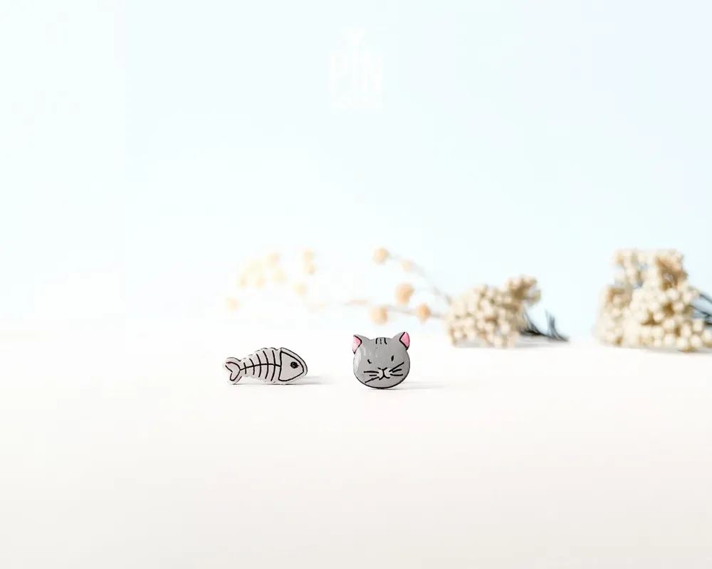 Bijoux - Boucles d'oreilles asymétriques squelette de chat et de poisson - Bijoux en bois amusants - PINTONIK