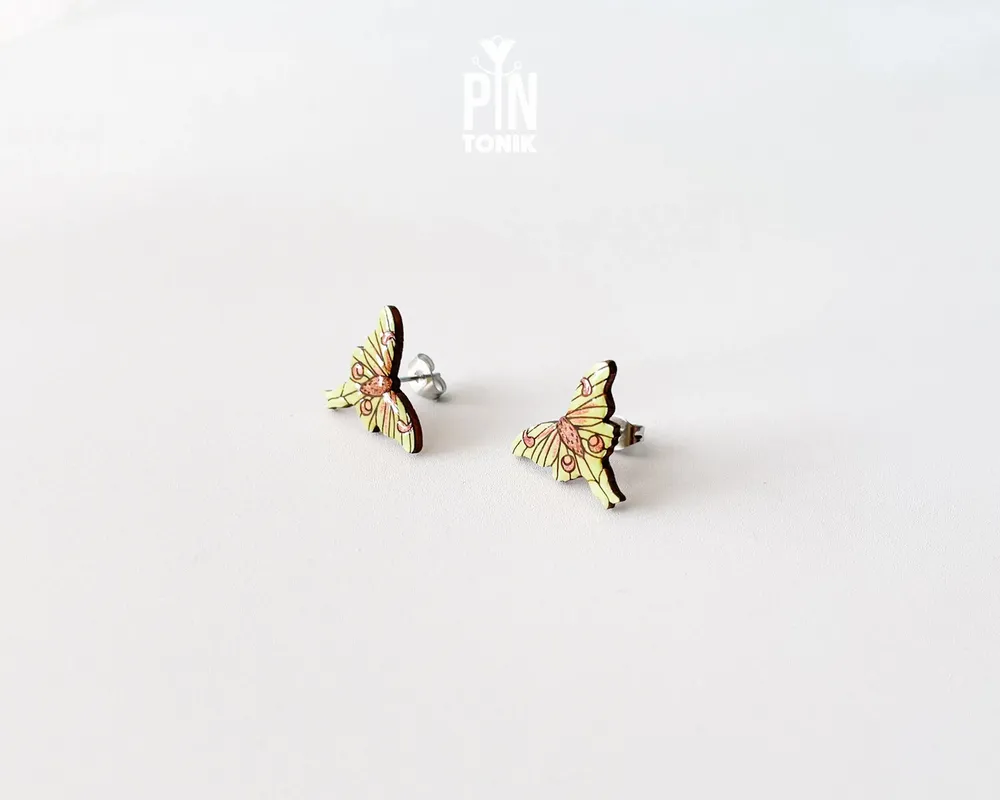 Jewelry - Cottagecore Luna Moth Earrings - PINTONIK