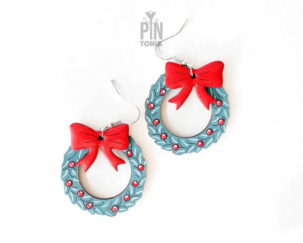 Jewelry - Wood Christmas Wreath Earrings - Sterling Silver Holiday Dangles - PINTONIK