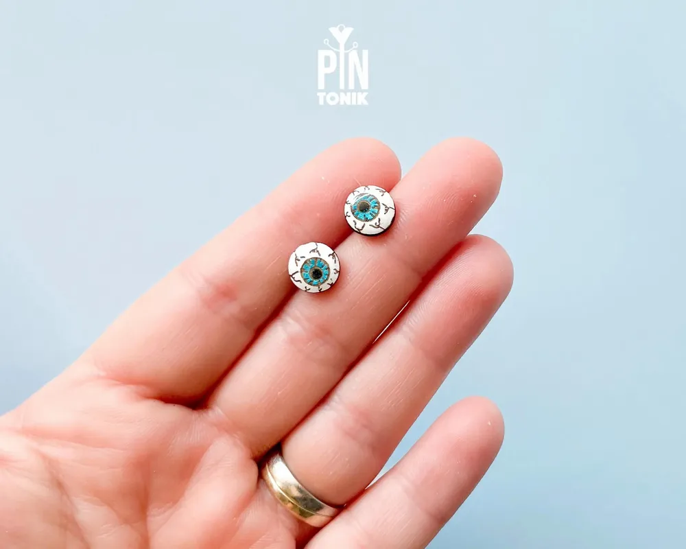 Jewelry - Spooky Eyeball Earrings - Creepy Costume Accessories - Weird Halloween Gifts - PINTONIK