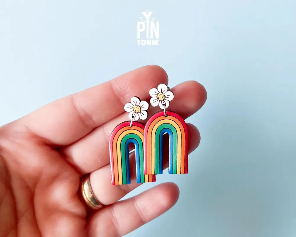 Jewelry - Rainbow Earrings with Daisy Flower - Fun Summer Jewelry - PINTONIK
