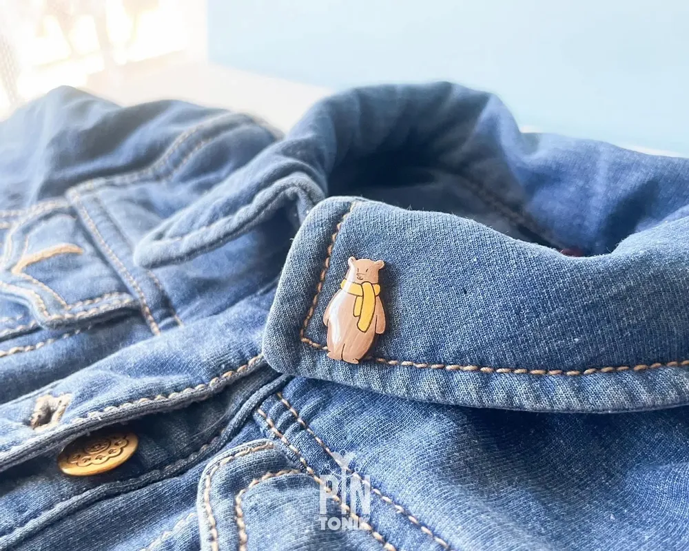 Jewelry - Cute Brown Bear Pin - Small Woodland Animal Brooch for Jacket Collar - Wooden Grizzly Bear Gifts Ita Bag Pin - PINTONIK