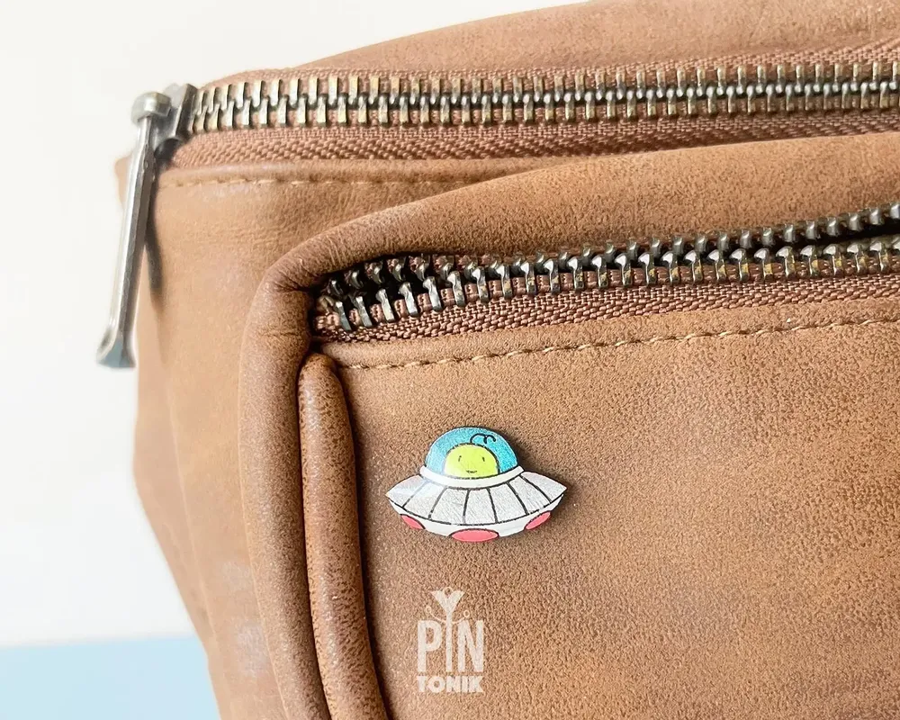 Bijoux - Broche soucoupe volante : Broche extraterrestre originale, cadeau sur le thème de l'astronomie - PINTONIK