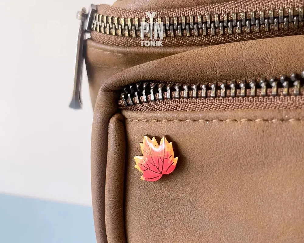 Jewelry - Red Acorn Leaf Pin Booch for Women - Autumn Clothes Accessory Ita Bag Pin - PINTONIK