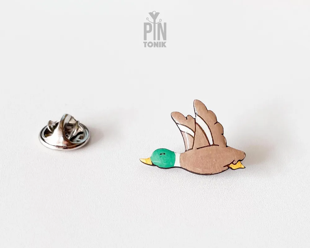 Jewelry - Mallard Duck Pin - Flying Bird Brooch - Lake House Jewelry - PINTONIK