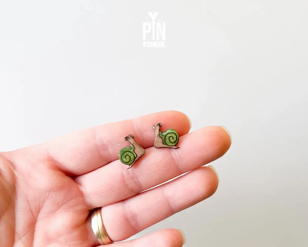 Jewelry - Wooden Snail Stud Earrings - PINTONIK