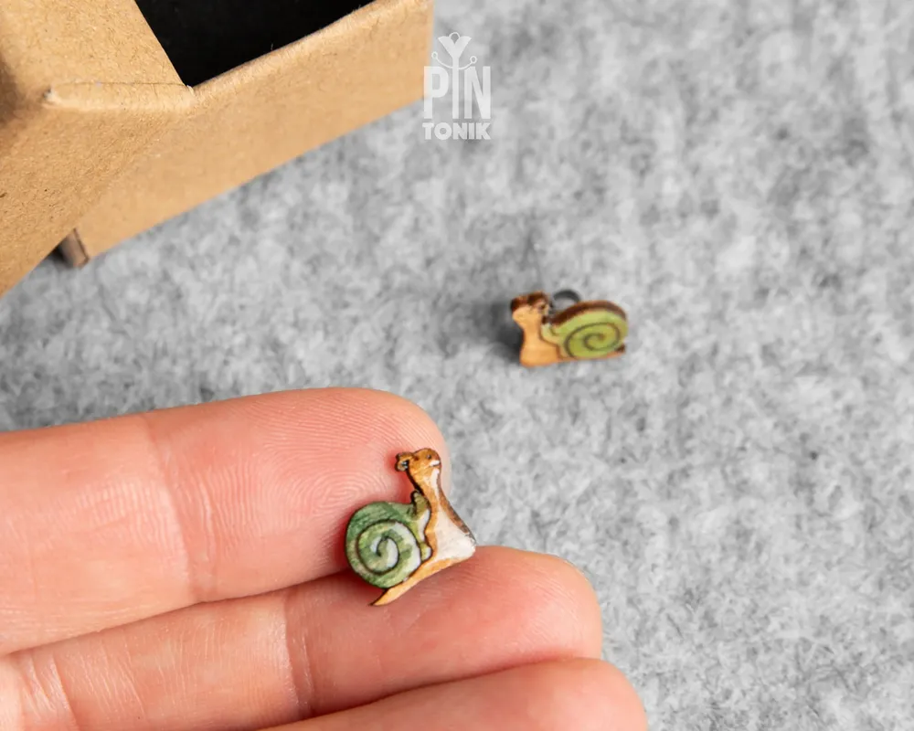 Jewelry - Wooden Snail Stud Earrings - PINTONIK