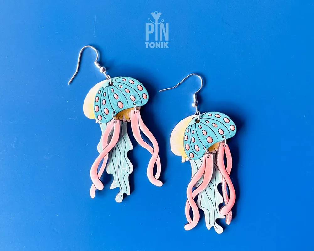 Bijoux - Boucles d'oreilles méduses colorées - Bijoux pour une fête sur la plage - PINTONIK