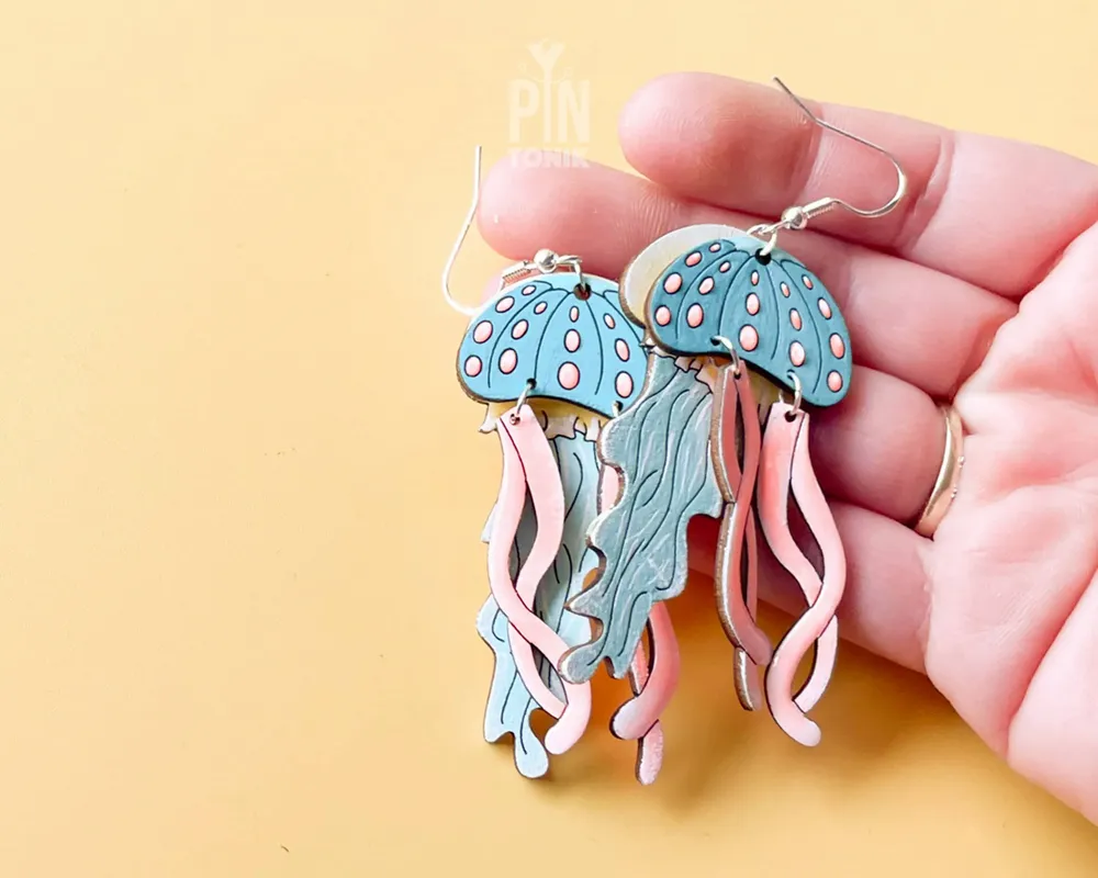 Bijoux - Boucles d'oreilles méduses colorées - Bijoux pour une fête sur la plage - PINTONIK