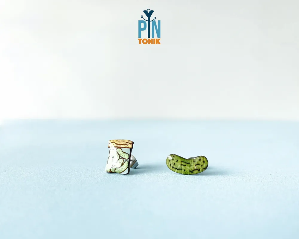 Bijoux - Boucles d'oreilles cornichons dépareillées - Petites puces d'oreilles - Cadeaux originaux pour colocataire ou adolescente - PINTONIK
