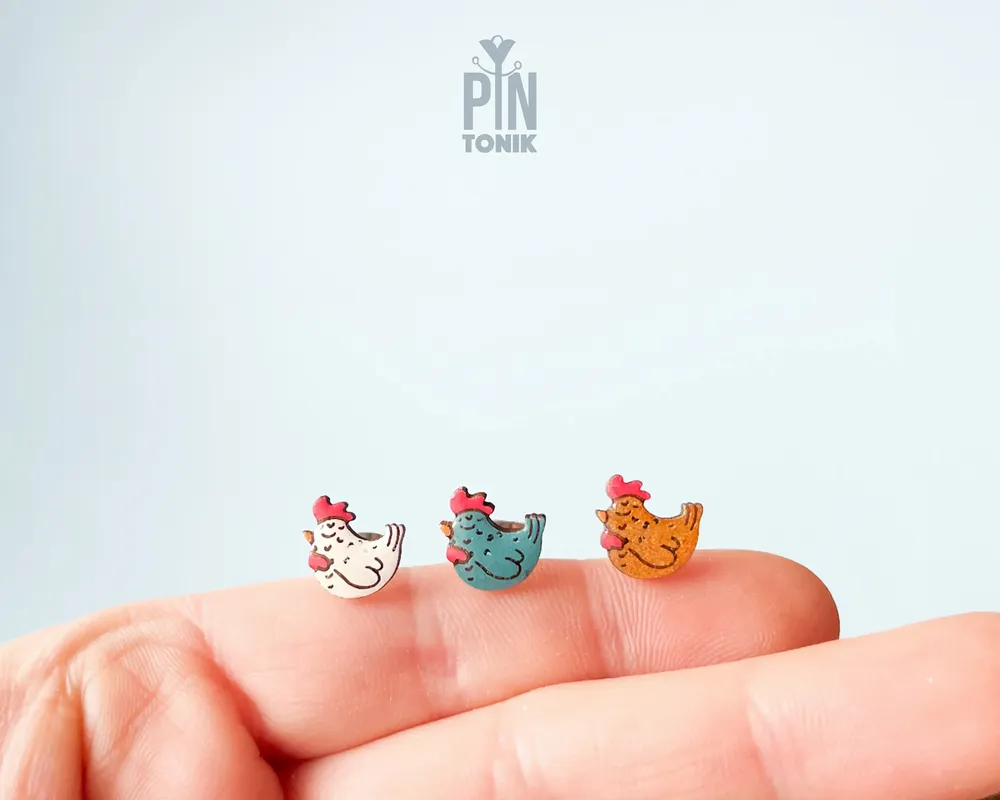 Bijoux - Boucles d'oreilles à clous en forme de poulet rigolo - Bijoux en bois pour maman poule - PINTONIK