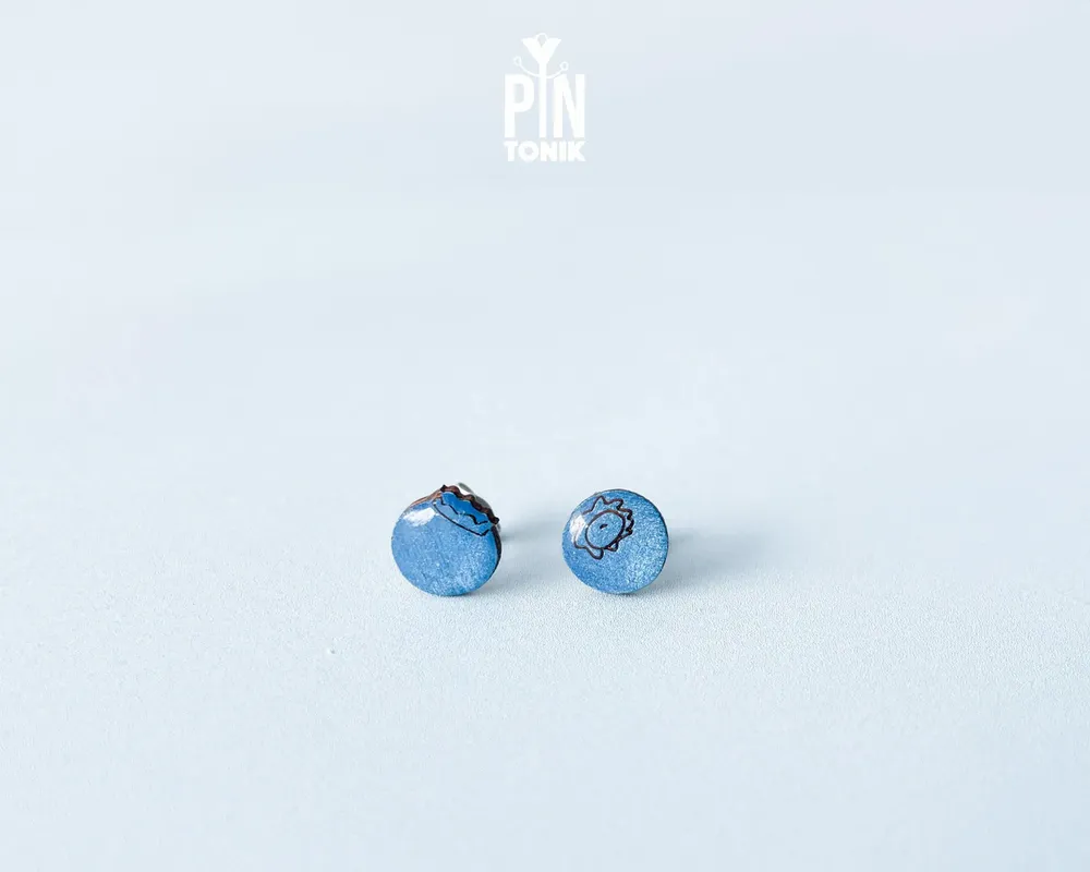 Bijoux - Boucles d'oreilles puces myrtilles - Boucles d'oreilles en bois dépareillées avec base en acier inoxydable - PINTONIK