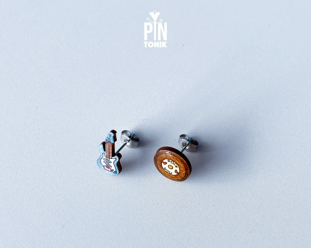Bijoux - Boucles d'oreilles dépareillées guitare électrique et vinyle - Cadeaux rock'n'roll pour professeur de musique - PINTONIK