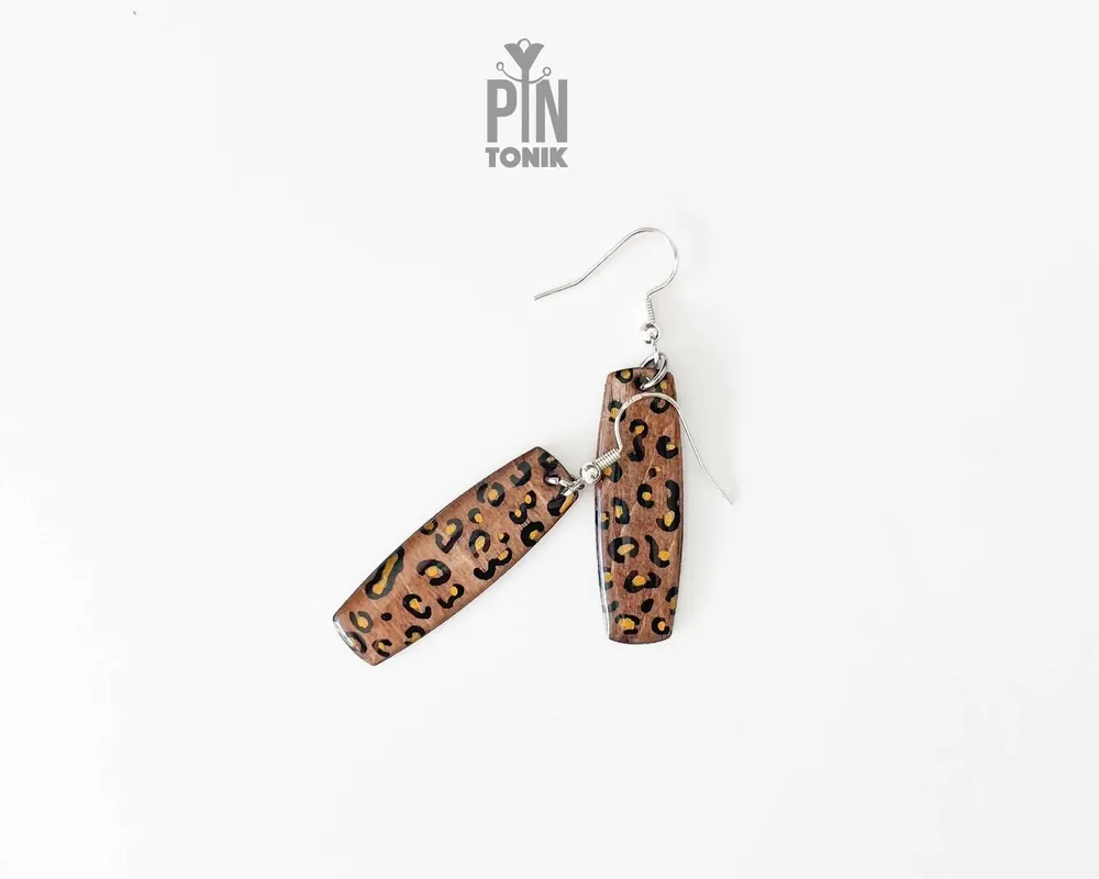 Jewelry - Animal Print Dangle Earrings - Retro Leopard Jewelry - Safari Animal Lover - PINTONIK