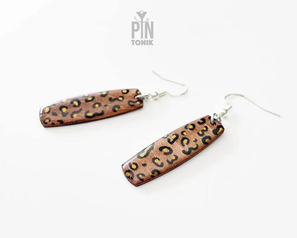 Jewelry - Animal Print Dangle Earrings - Retro Leopard Jewelry - Safari Animal Lover - PINTONIK
