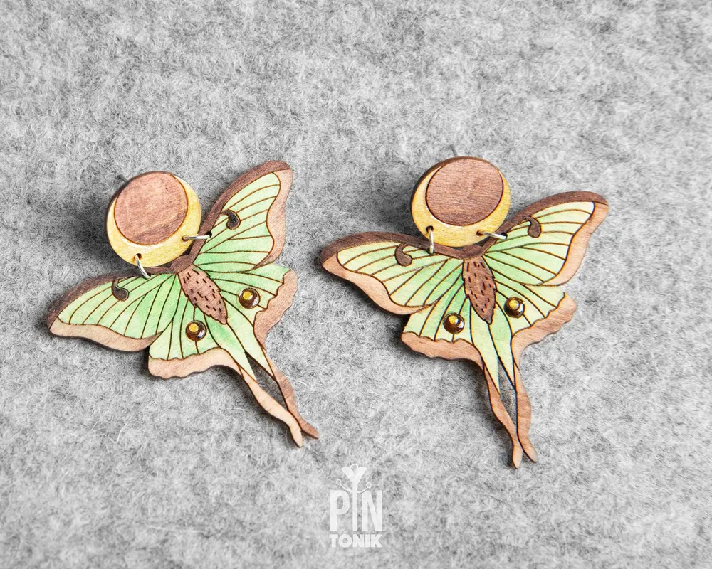 Bijoux - Boucles d'oreilles papillon Luna Moth - Bijoux fantaisie ailes de papillon - Cadeau d'Halloween ensorceleur ou cadeau pour un 30e anniversaire - Boucles d'oreilles originales - PINTONIK