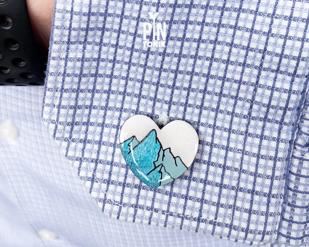 Jewelry - Wooden Mountain Cufflinks - Ski Snowboard Design - PINTONIK