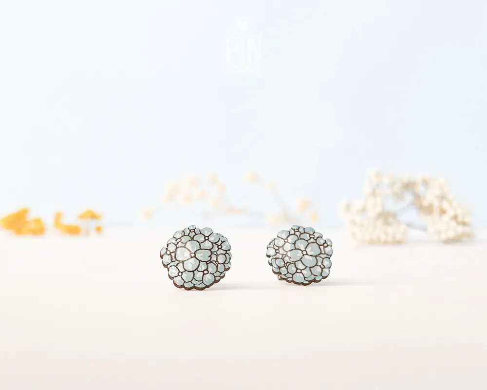 Bijoux - Boucles d'oreilles puces en forme d'hortensia - Boucles d'oreilles bleues pour demoiselle d'honneur - Bijoux botaniques printaniers - Cadeau pour la fête des mères - PINTONIK
