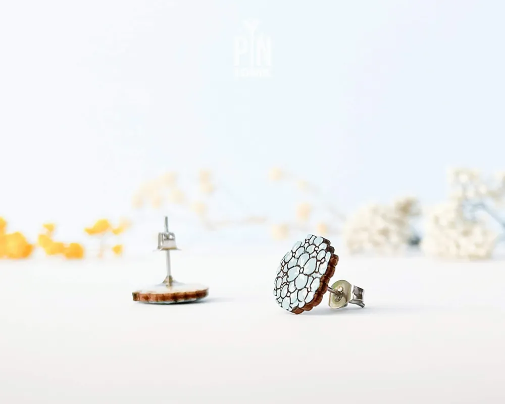 Bijoux - Boucles d'oreilles puces en forme d'hortensia - Boucles d'oreilles bleues pour demoiselle d'honneur - Bijoux botaniques printaniers - Cadeau pour la fête des mères - PINTONIK