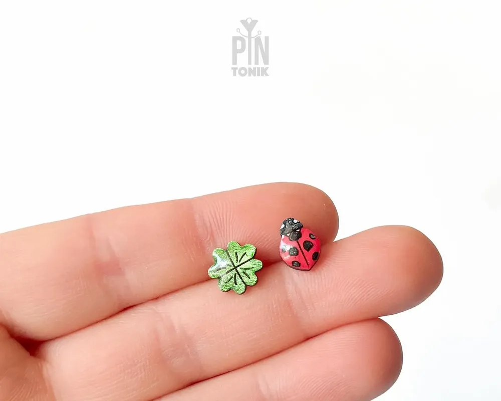 Jewelry - Good Luck Ladybug Earrings - Ladybird Beetle Stud Earrings - Tiny Insect Jewelry - Four Leaf Clover - PINTONIK