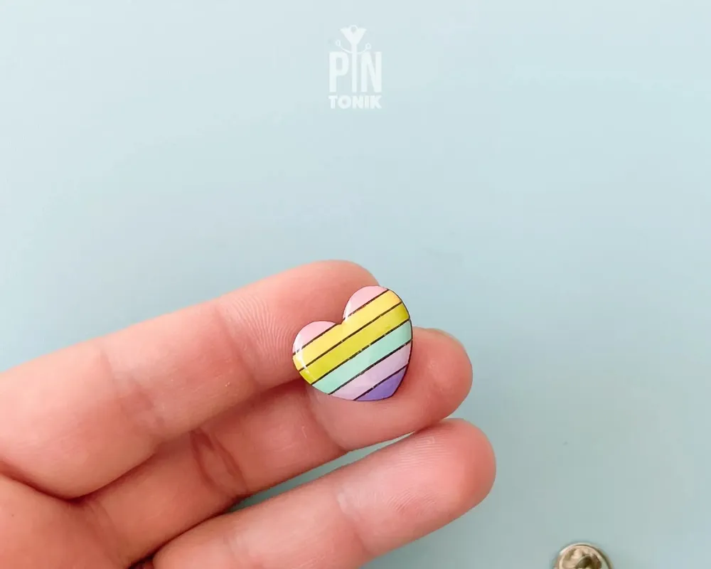 Jewelry - Pastel Rainbow Hearts Pin - Collar Brooch - Valentine's Day Wooden Badge - PINTONIK
