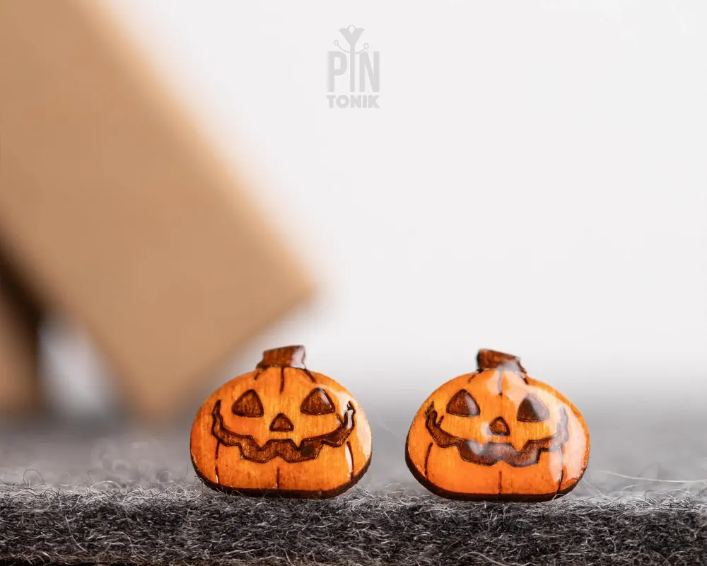 Bijoux - Boucles d'oreilles Jack O'Lantern - Bijoux d'Halloween originaux en bois - PINTONIK