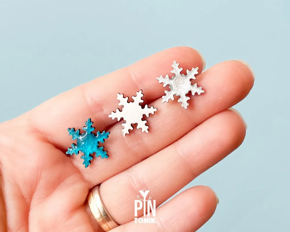 Jewelry - Oversized Snowflake Stud Earrings - Fun Christmas Jewelry - PINTONIK