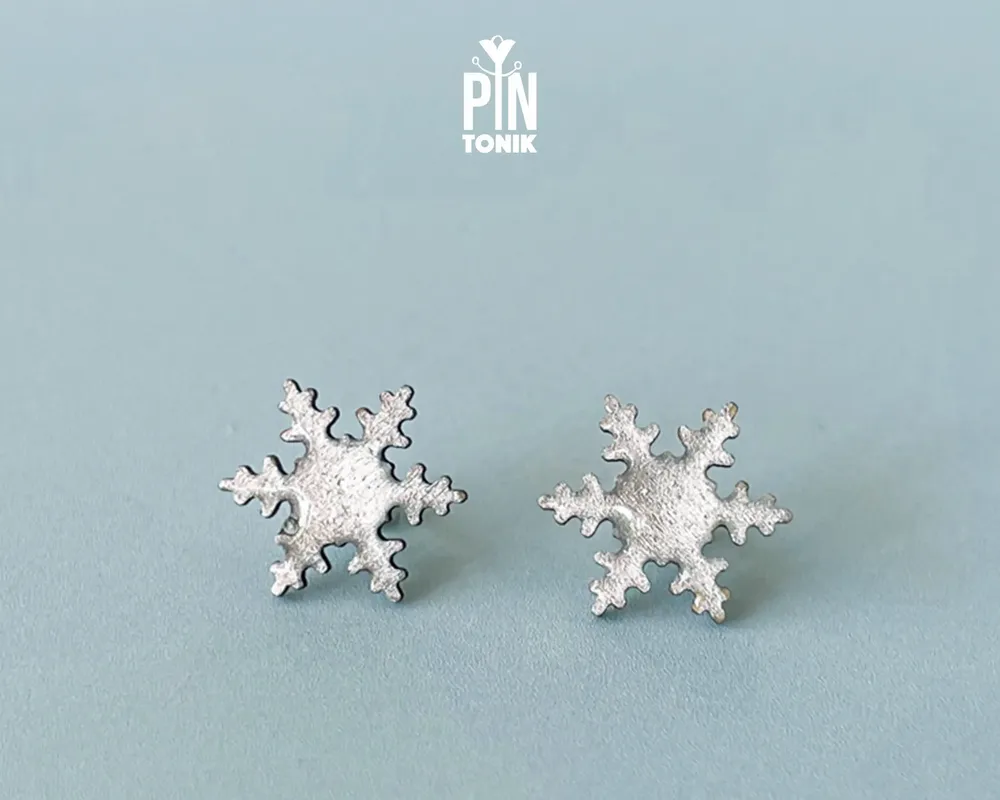 Jewelry - Oversized Snowflake Stud Earrings - Fun Christmas Jewelry - PINTONIK