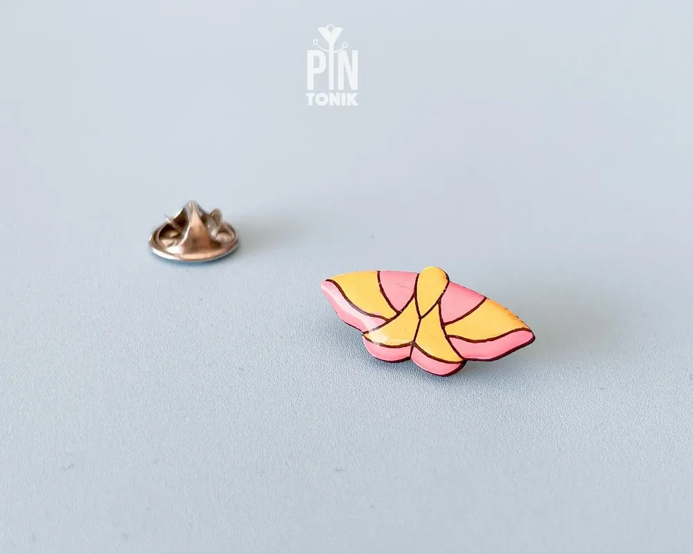 Jewelry - Rosy Maple Moth Pin - Pink Insect Brooch - PINTONIK
