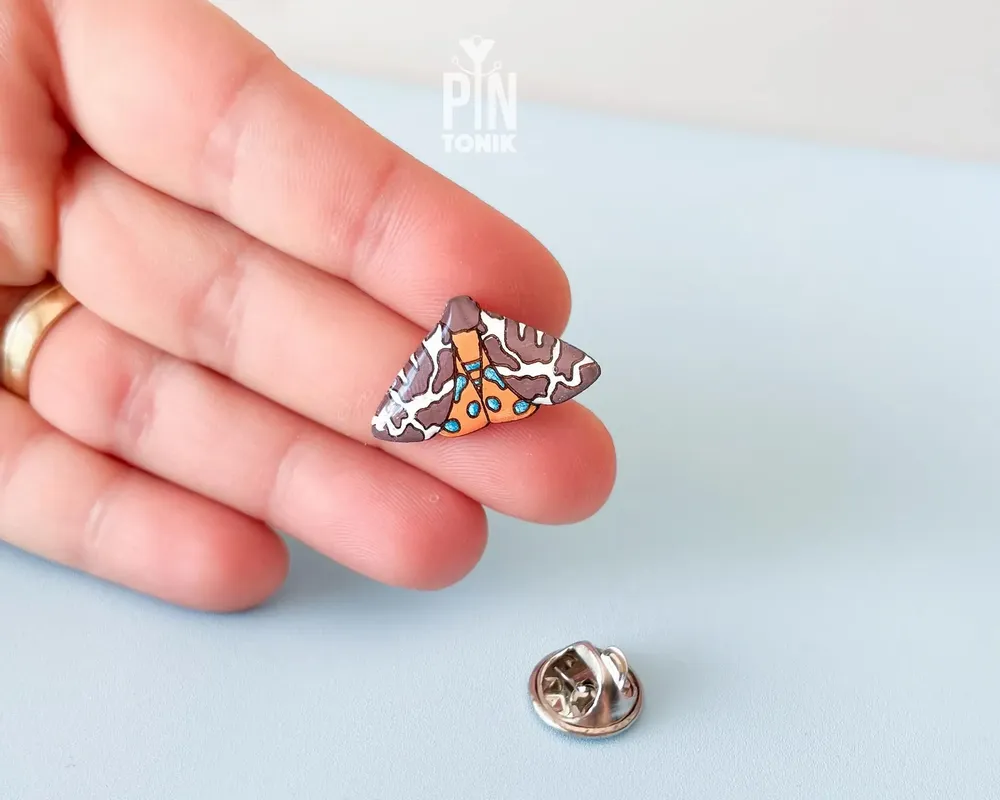 Jewelry - Garden Tiger Moth Lapel Pin - Wood Butterfly Brooch - PINTONIK