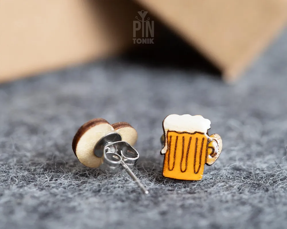 Bijoux - Boucles d'oreilles dépareillées sur le thème de la bière - Boucles d'oreilles Oktoberfest - Boucles d'oreilles originales inspirées de la bière et des bretzels - PINTONIK