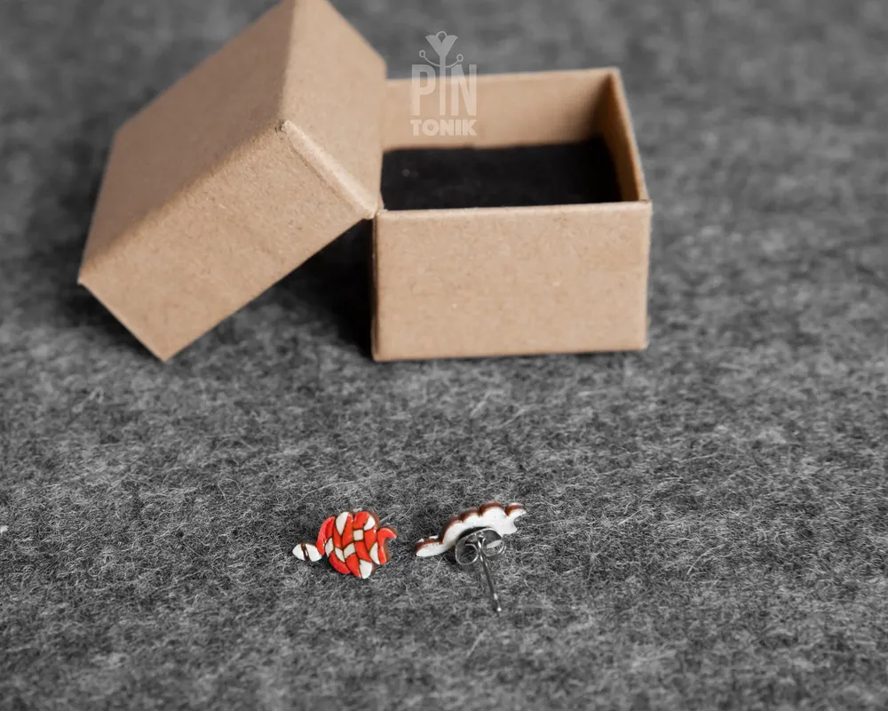 Bijoux - Boucles d'oreilles puces serpent - Bijoux Wicca d'Halloween avec serpent - Boucles d'oreilles sorcières et originales - PINTONIK