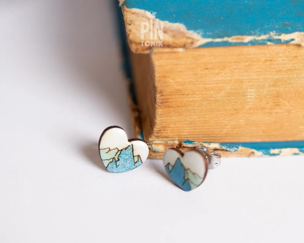 Bijoux - Boucles d'oreilles Montagne - Boucles d'oreilles en bois pour snowboard et après-ski - Bijoux pour les âmes voyageuses - PINTONIK