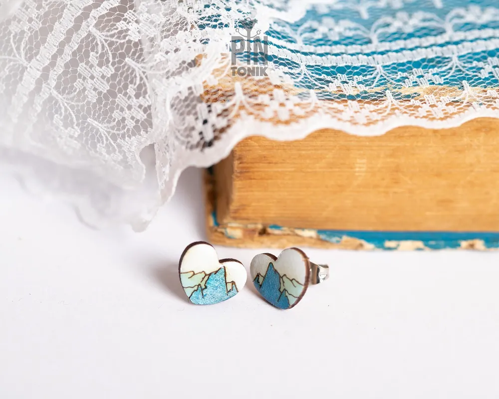 Bijoux - Boucles d'oreilles Montagne - Boucles d'oreilles en bois pour snowboard et après-ski - Bijoux pour les âmes voyageuses - PINTONIK